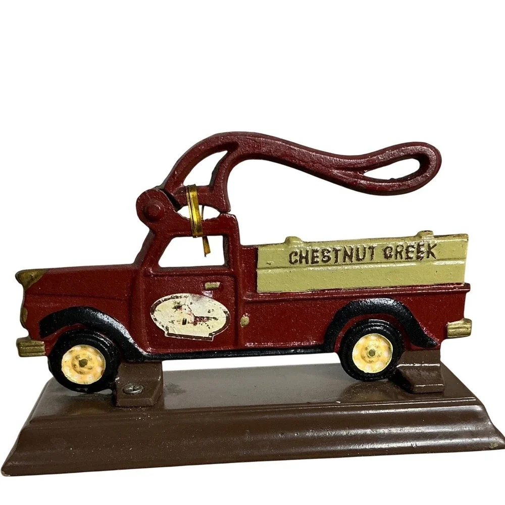 Chestnut Creek Cast Iron Nutcracker Red Pickup Truck Vintage Farmhouse Decor‎